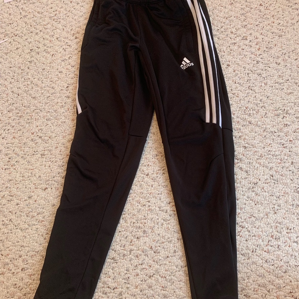 NEVER WORN Adidas pants